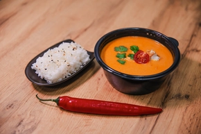 ТОМ ЯМ С КУРИЦЕЙ